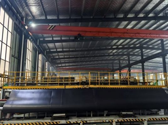 Geomembran aus HDPE, chemisch und temperaturbeständig, an Deponien angepasst