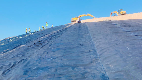 UV-resistente, glatte Geomembran aus HDPE für Anti-Aging und dauerhaften Schutz in jeder Umgebung