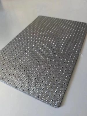 Erweiterter Produktionsprozess von HDPE-texturisierten Geomembranen für die Umwelttechnik