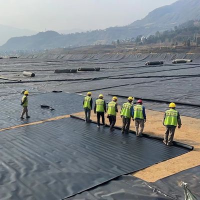 Glatte, wasserdichte Geomembran aus HDPE für Deponien und Abwasser