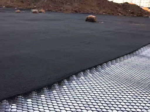 Hochtemperaturbeständigkeit und Korrosionsbeständigkeit Drainage Geonet UV-beständig für Straßenboden oder Tunnelwand