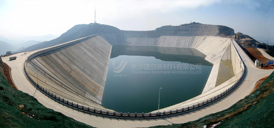 Hochdichte Polyethylen-HDPE-Geomembran zur Speicherung von Reservoirwasser und zum Schutz von Steilungen