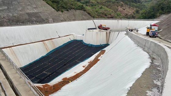 Wirtschaft Alkali Marsh Geotextil aus langen Fasern für Deponien von Industrieabfällen