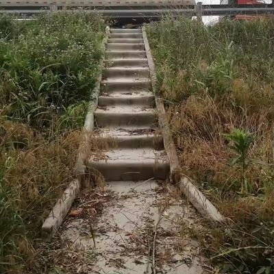 Korrosionsbeständige Zementmatte für industrielle Entwässerungskanäle - 4m Breite Hochleistungs-Auskleidung