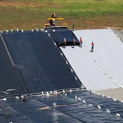 Hochreibungskoeffizient Stabile rutschfeste HDPE-Geomembran mit extrem geringer Undurchlässigkeit für Ingenieurprojekte